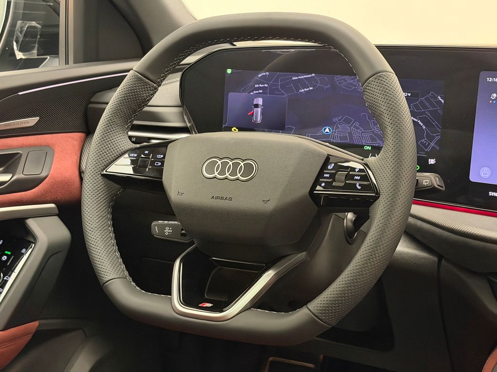 Thumbnail: 2026 Audi SQ5 - 18