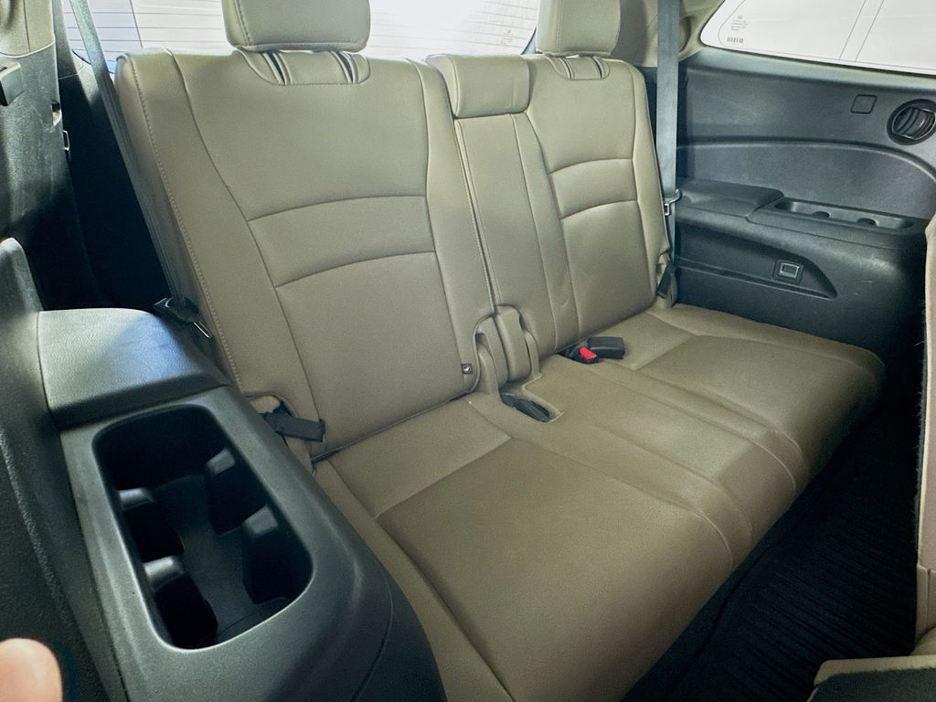 Used Car 2017 Honda Pilot  Touring For Sale Under $20,000 In Austin, Texas