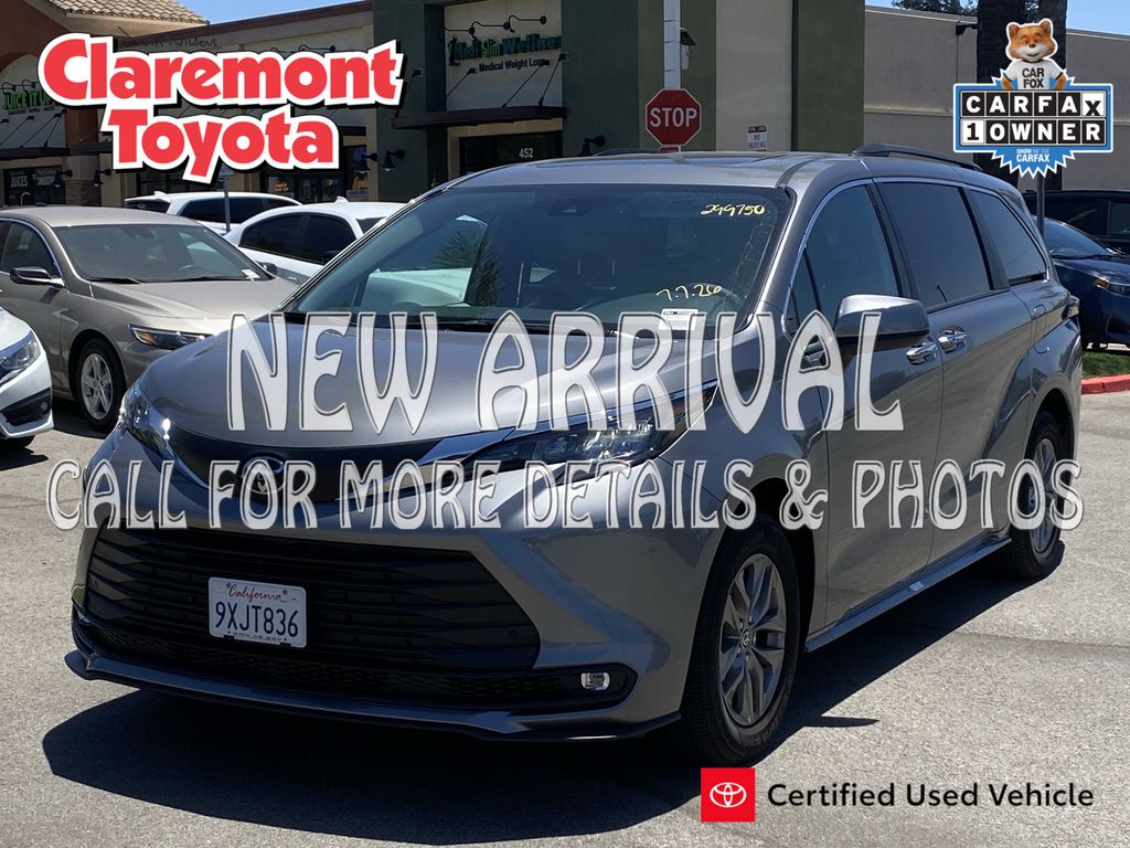 Heavy Metal 2026 Toyota Sienna Minivan Front-Wheel Drive Continuously Variable Transmission