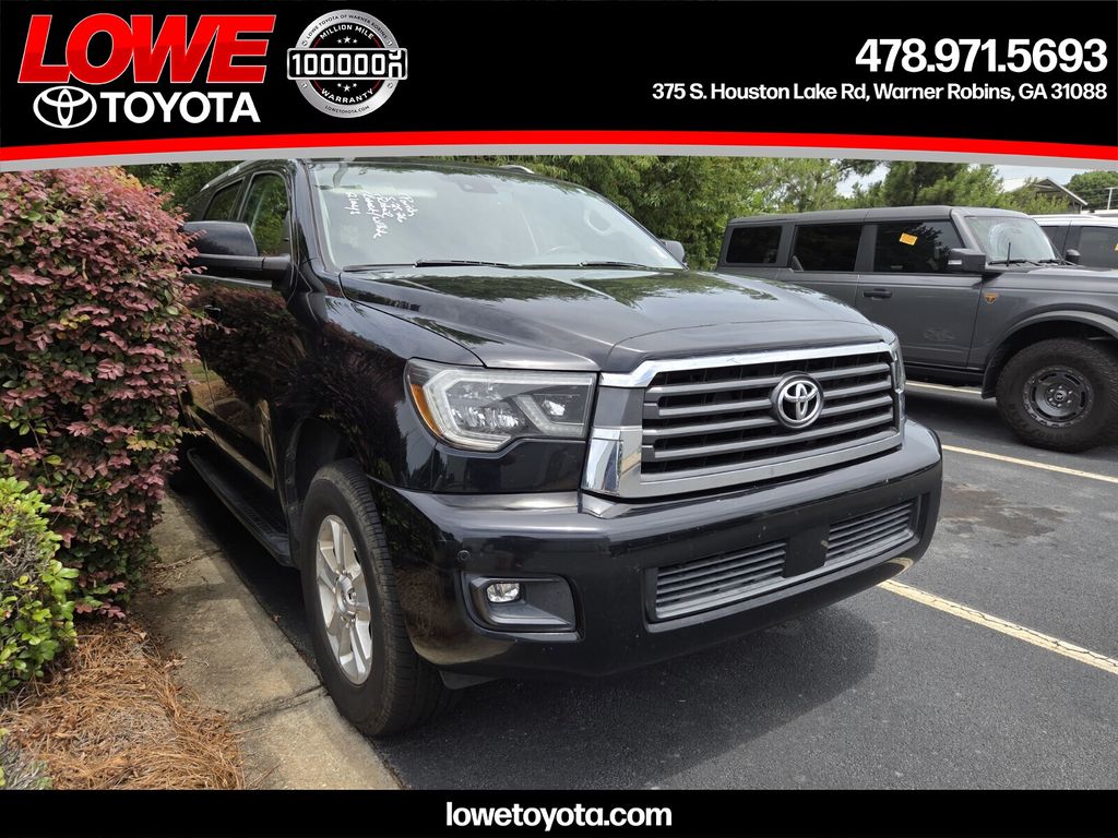 2018 Toyota Sequoia 5.7 Auto SR5's photo