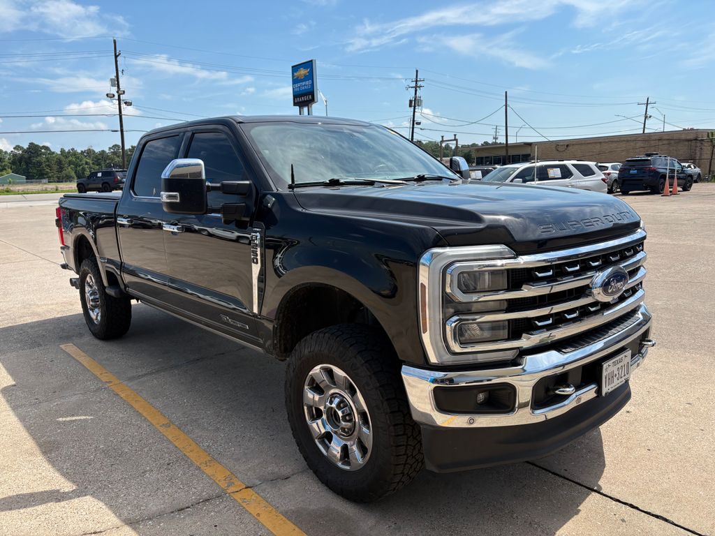 2024 Ford F-250 Lariat 4x4 Crew Cab 6-3/4' Box's photo