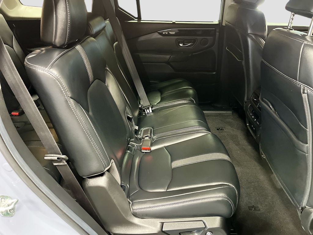Used 2025 Gray Honda Touring image 30