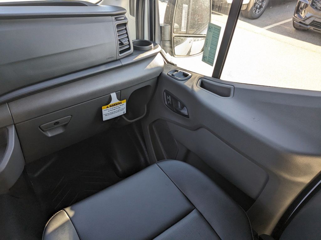 2024 Ford Transit 250
