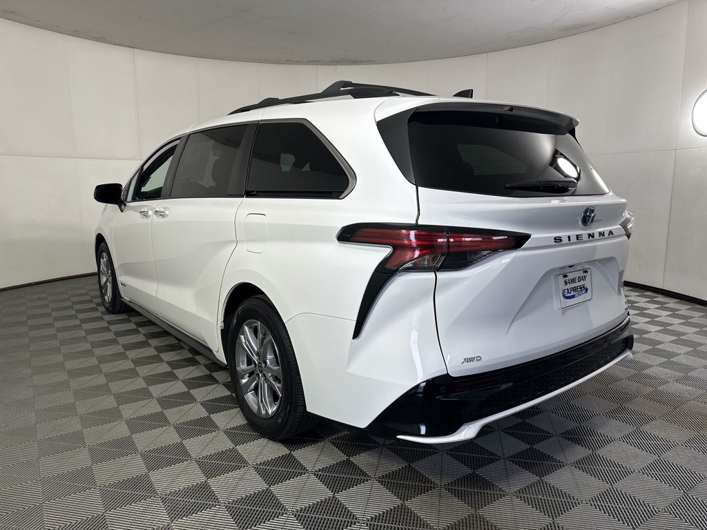 Used 2021 White Toyota XSE image 18