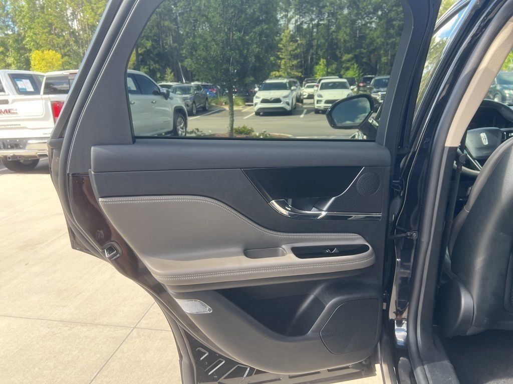 2024 Infinite Black Metallic Clearcoat Lincoln Corsair Reserve FWD SUV
