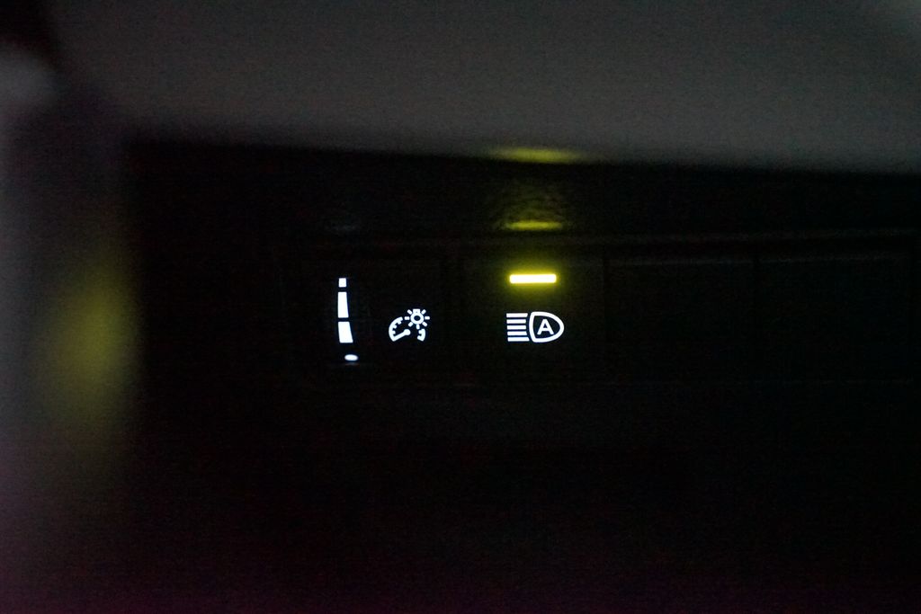 Thumbnail: 2025 Toyota Corolla Cross - 23