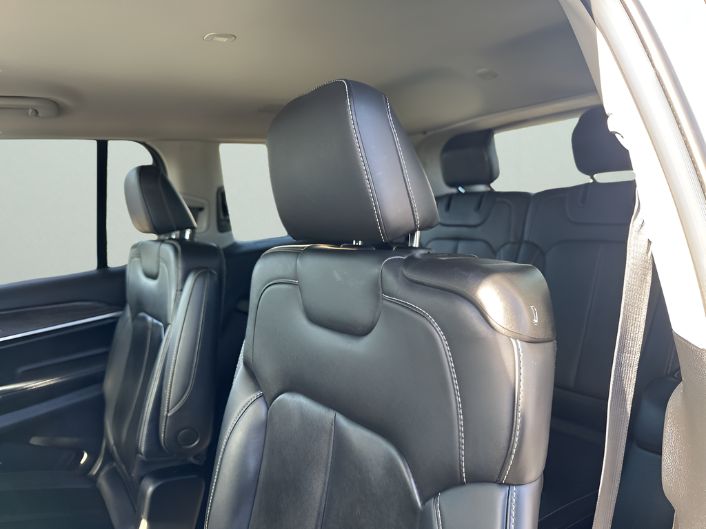 Used Car 2022 Jeep Grand Cherokee L  Limited For Sale Under $35,000 In Austin, Texas