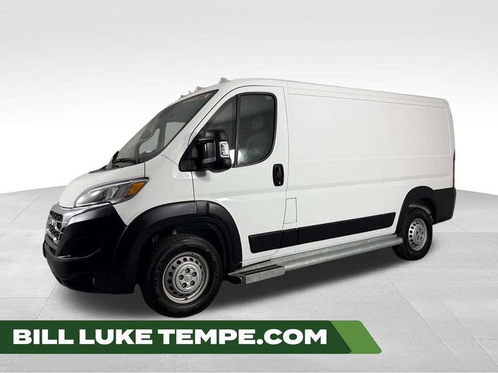 Bright White Clearcoat 2025 RAM ProMaster Van 9-Speed Automatic