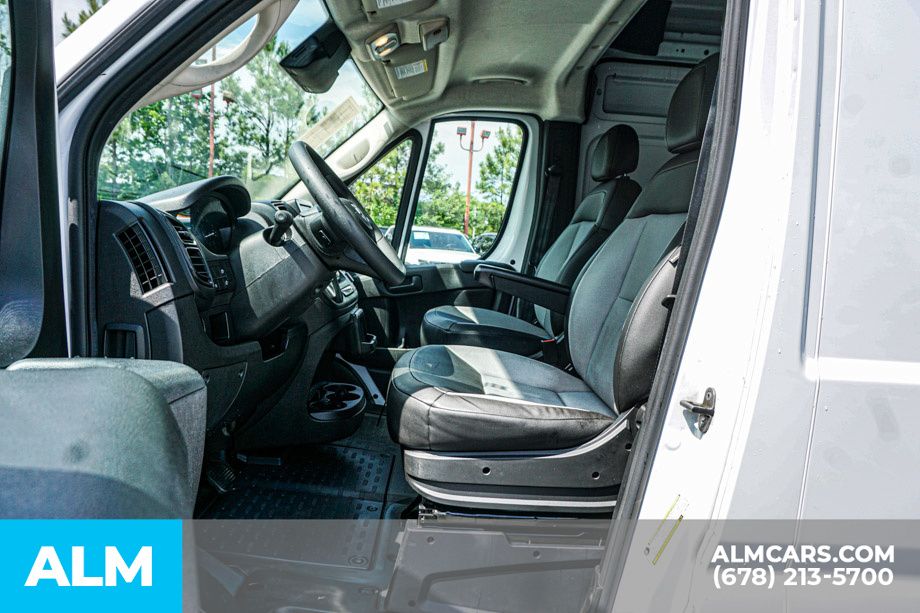 Used 2025 White Ram High Roof image 21