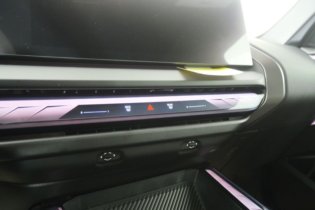 Thumbnail: 2026 BMW X3 - 21