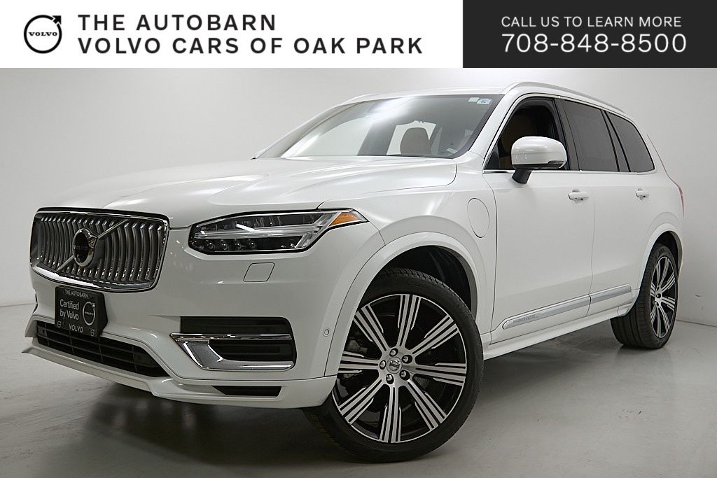 2024 Volvo XC90 Recharge T8 Ultimate Bright Theme 7-Passenger eAWD