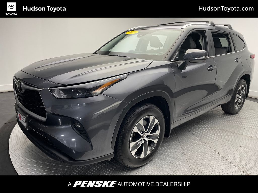 2023 Toyota Highlander XLE -
                Jersey City, NJ