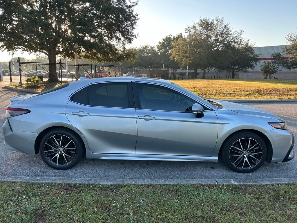 Thumbnail: 2024 Toyota Camry - 6