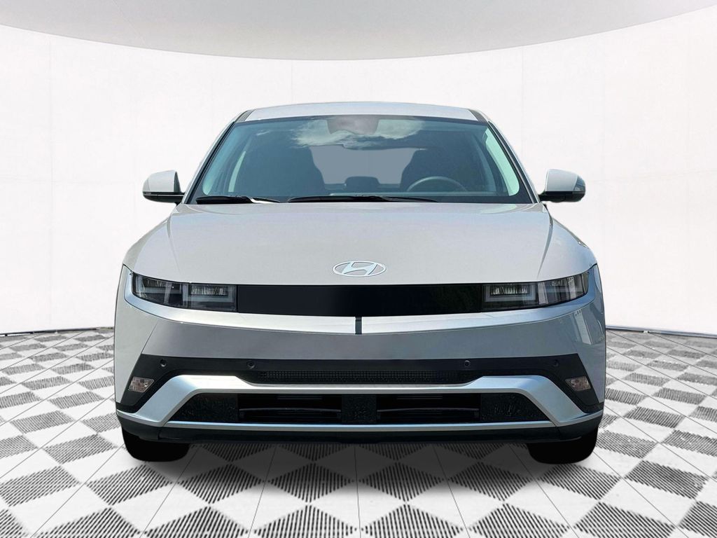 IONIQ 5 SE