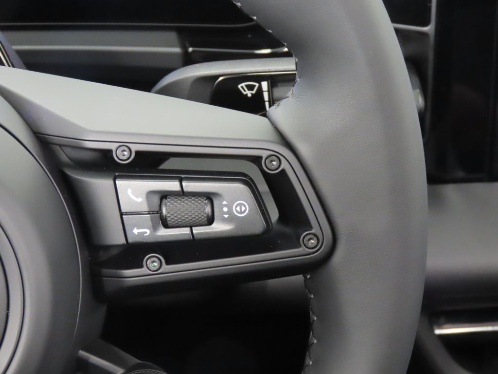 Thumbnail: 2026 Porsche Macan - 24