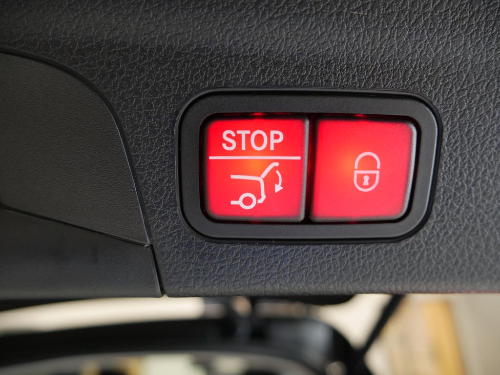 Thumbnail: 2024 Mercedes-Benz GLE - 26