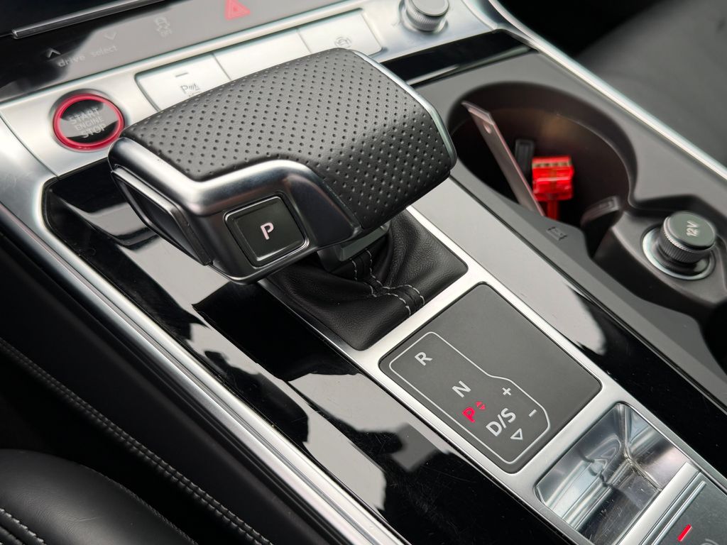 Thumbnail: 2022 Audi S6 - 29