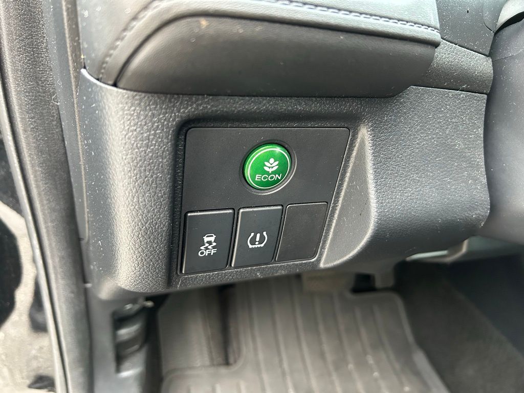 2022 Honda HR-V LX 17