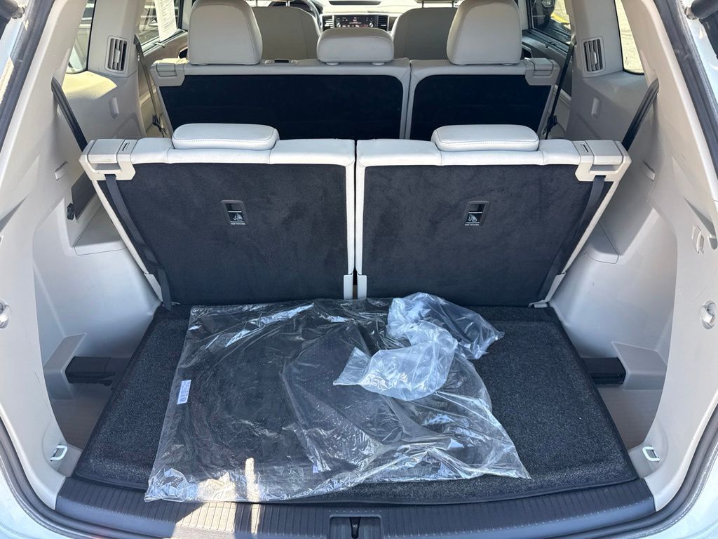 2019 Volkswagen Atlas 3.6L V6 SE White at Carlisle Cadillac Buick GMC
