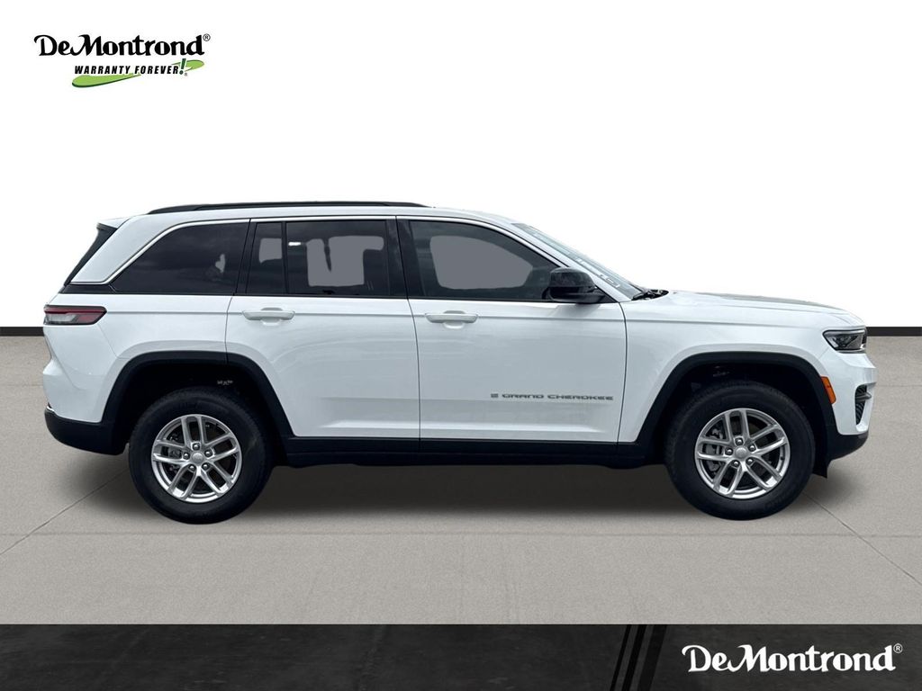 2026 Jeep Grand Cherokee Laredo - 3