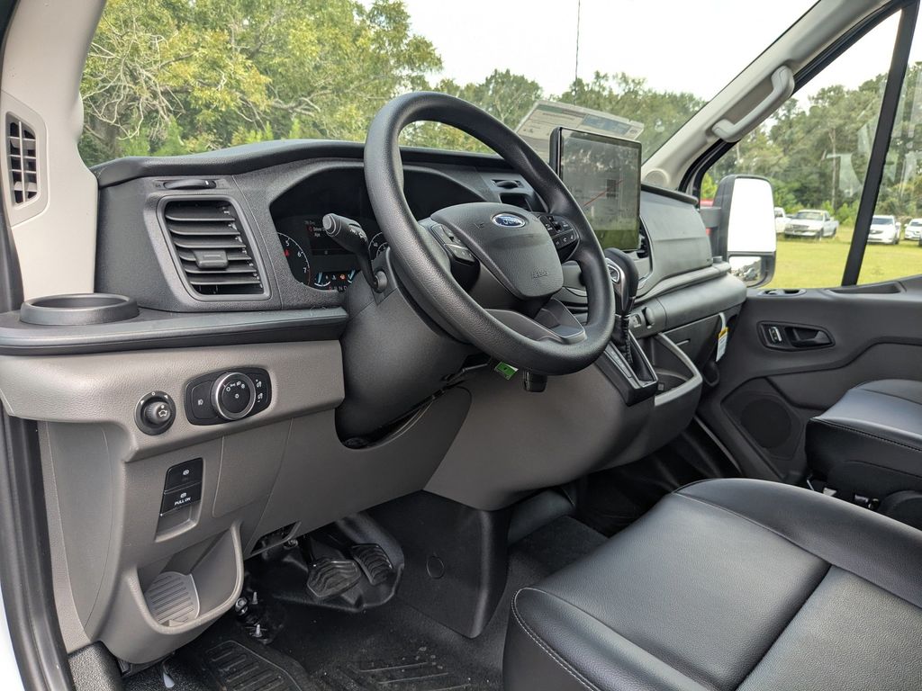 2025 Ford Transit-250 Cargo Van 