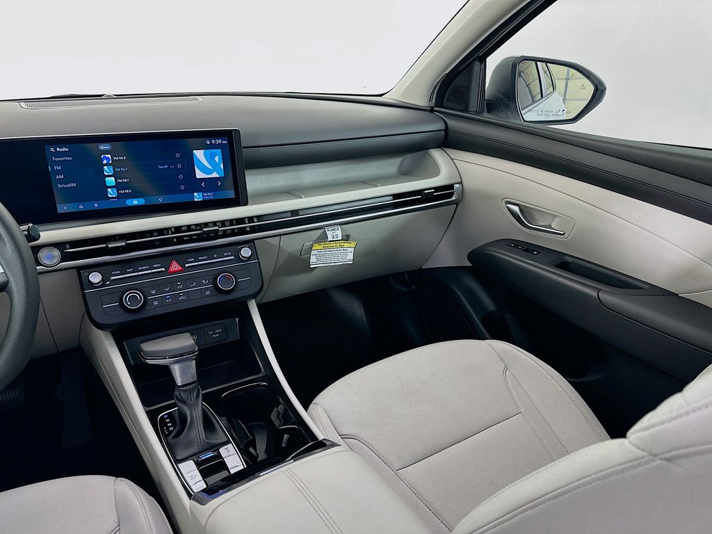 2025 Hyundai Tucson SE 22