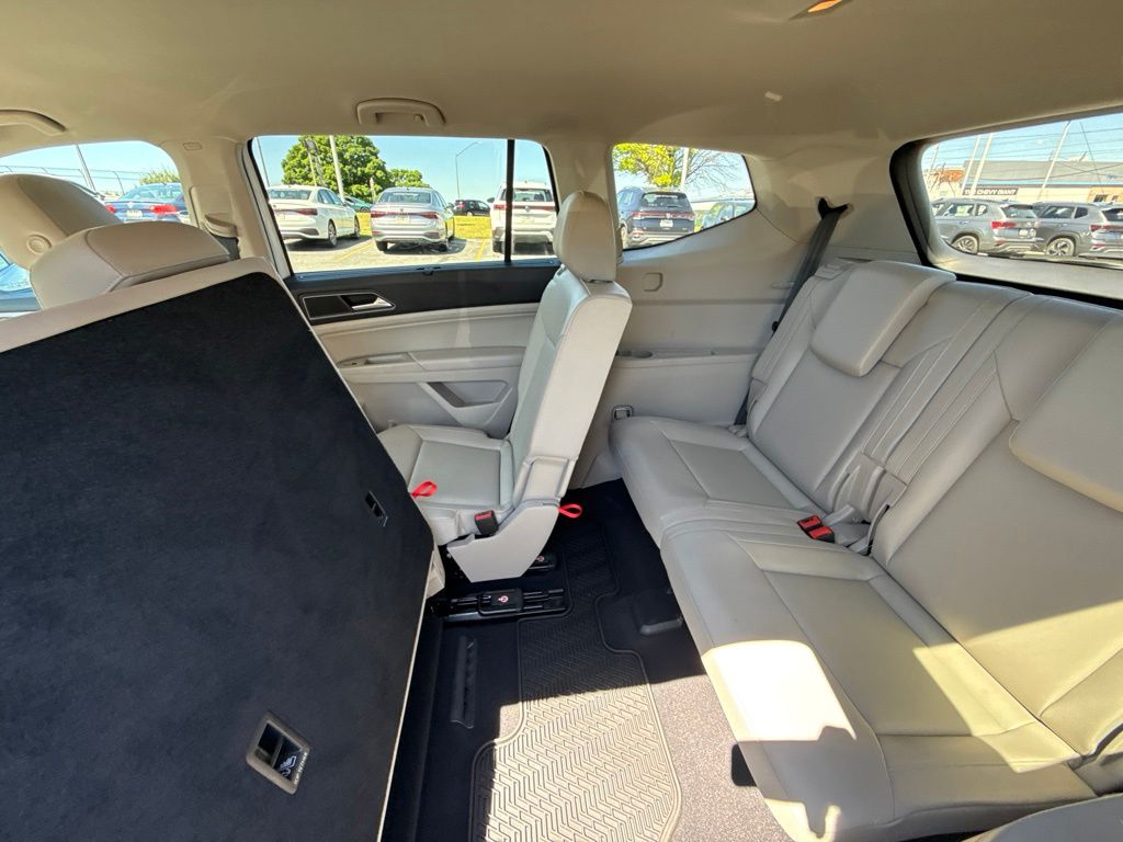 2019 Volkswagen Atlas 3.6L V6 SE White at Carlisle Cadillac Buick GMC