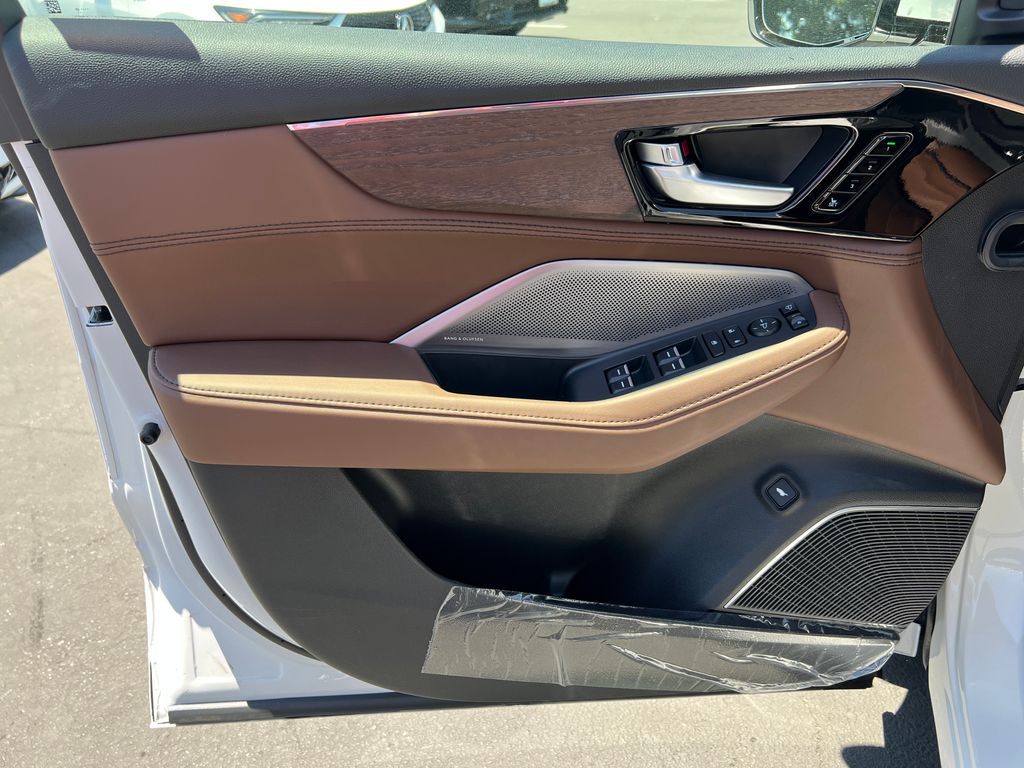 Thumbnail: 2026 Acura MDX - 12
