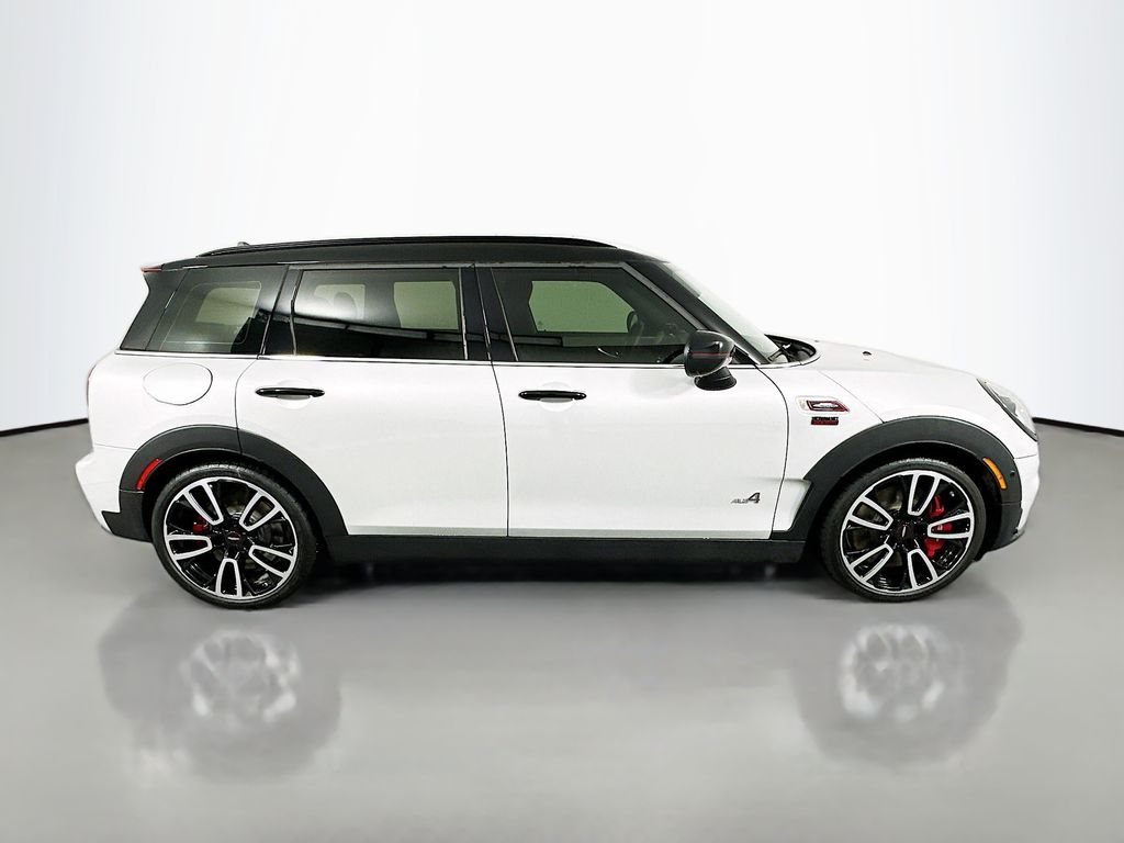 Thumbnail: 2022 MINI Cooper Clubman - 4