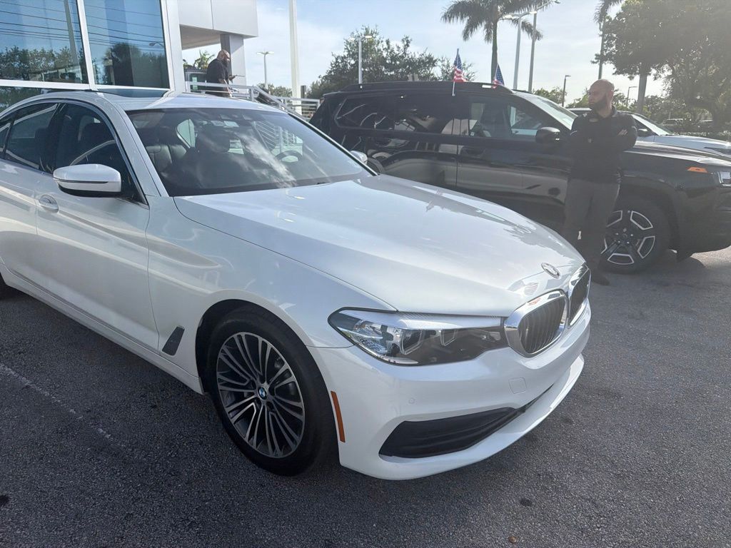 Used 2019 White Metallic BMW 540i xDrive image 13