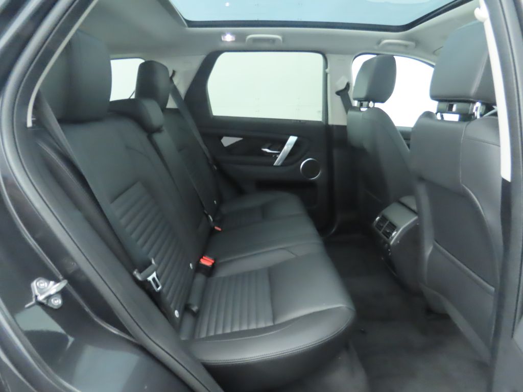 Thumbnail: 2025 Land Rover Discovery Sport - 23