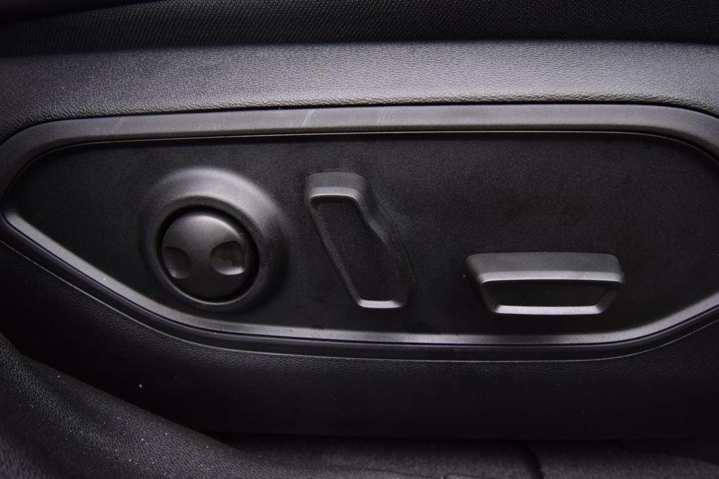 new 2026 Jeep Cherokee car, priced at $42,718