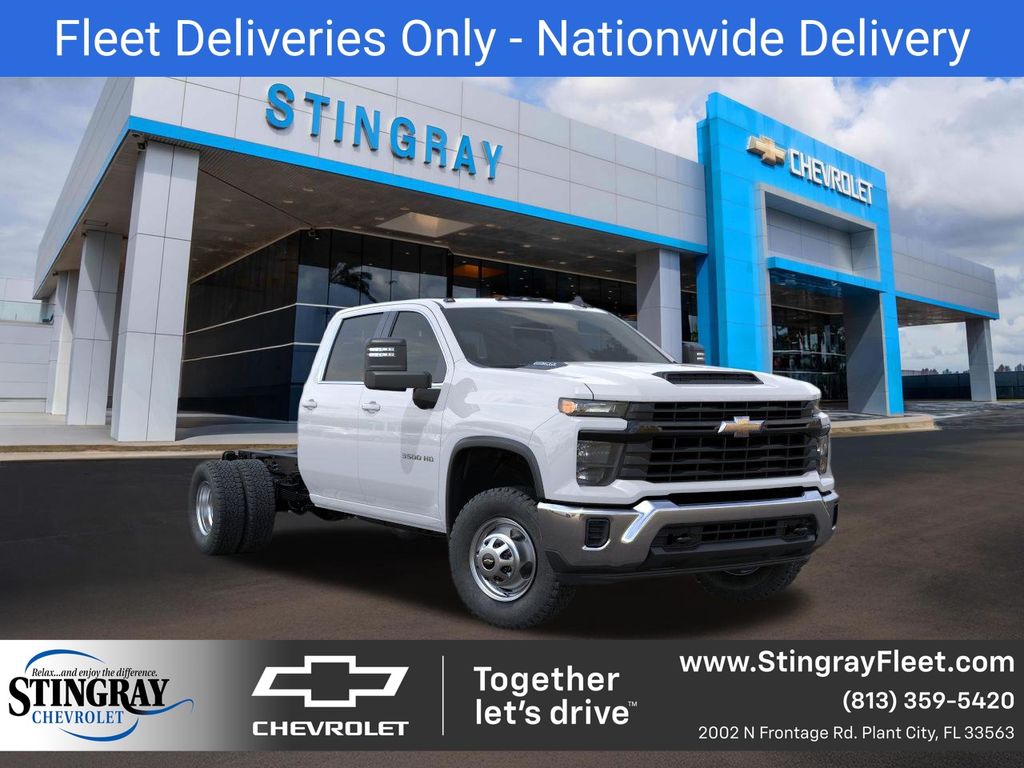 Summit White 2026 Chevrolet Silverado 3500HD Work Truck Crew Cab LB 4WD Pickup Truck Four-Wheel Drive Automatic