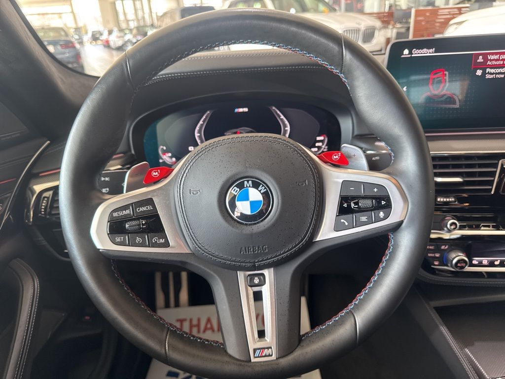 Thumbnail: 2022 BMW M5 - 23