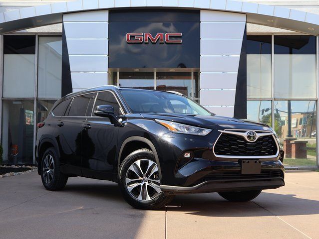 2020 Toyota Highlander XLE AWD