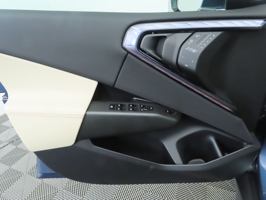 Thumbnail: 2025 BMW X3 - 25