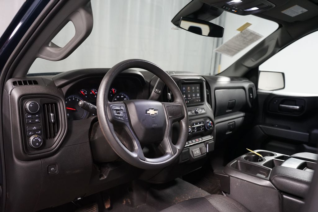 Thumbnail: 2023 Chevrolet Silverado 1500 - 7