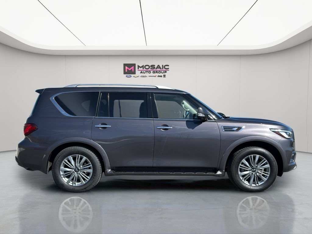 2024 INFINITI QX80