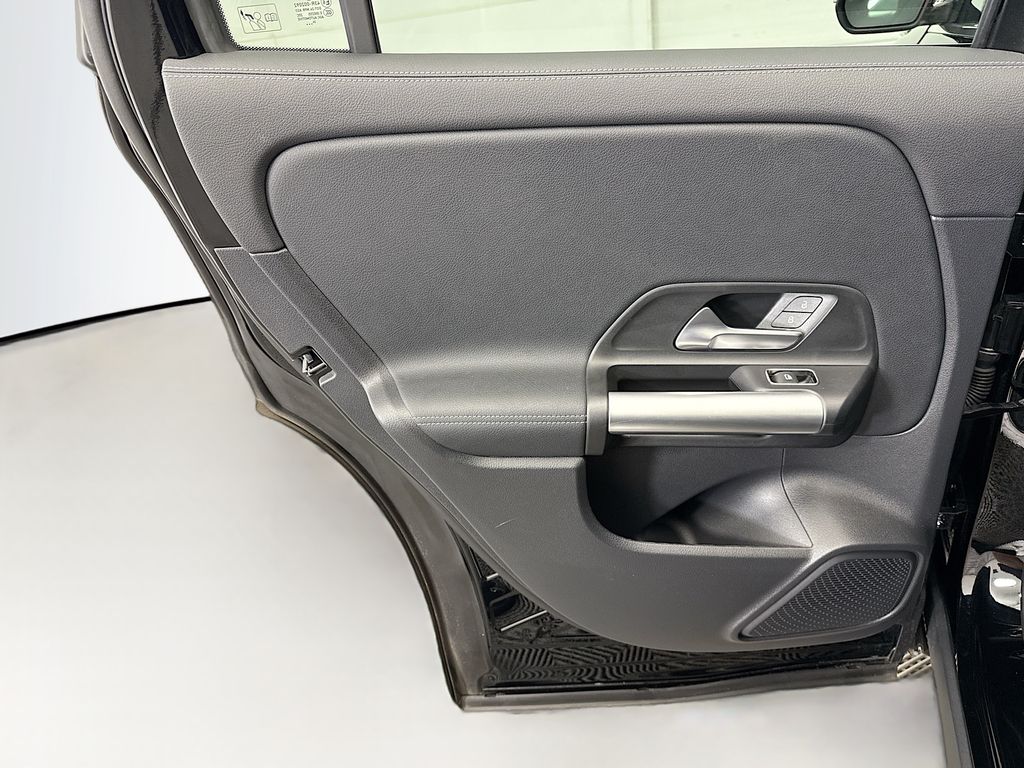 Thumbnail: 2025 Mercedes-Benz GLA - 24