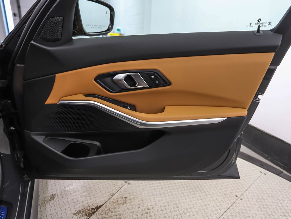 Thumbnail: 2026 BMW 3 Series - 29