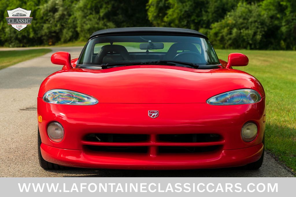 1992 Dodge Viper 22