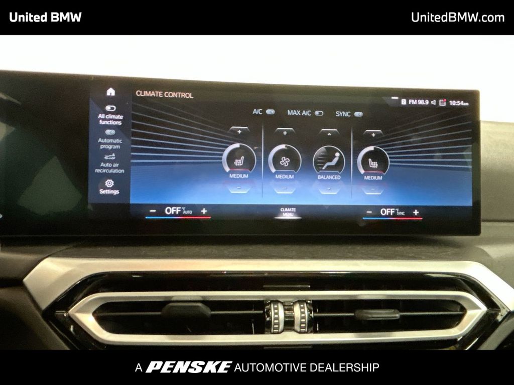 Thumbnail: 2024 BMW 3 Series - 18