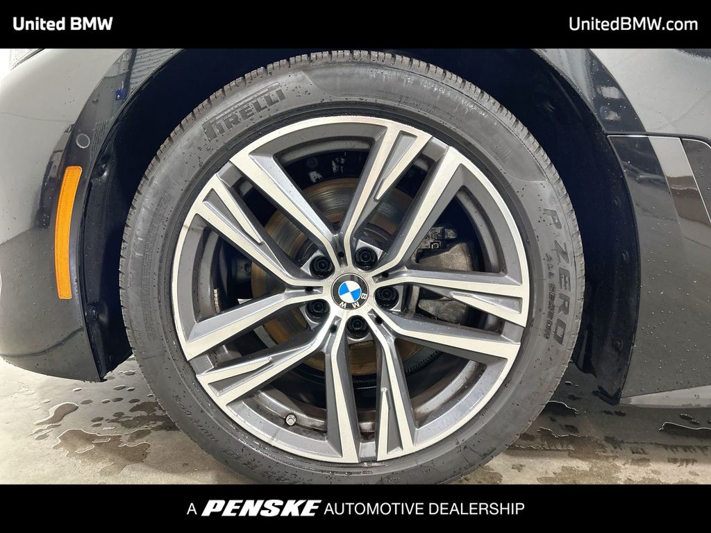 Thumbnail: 2024 BMW 4 Series - 10