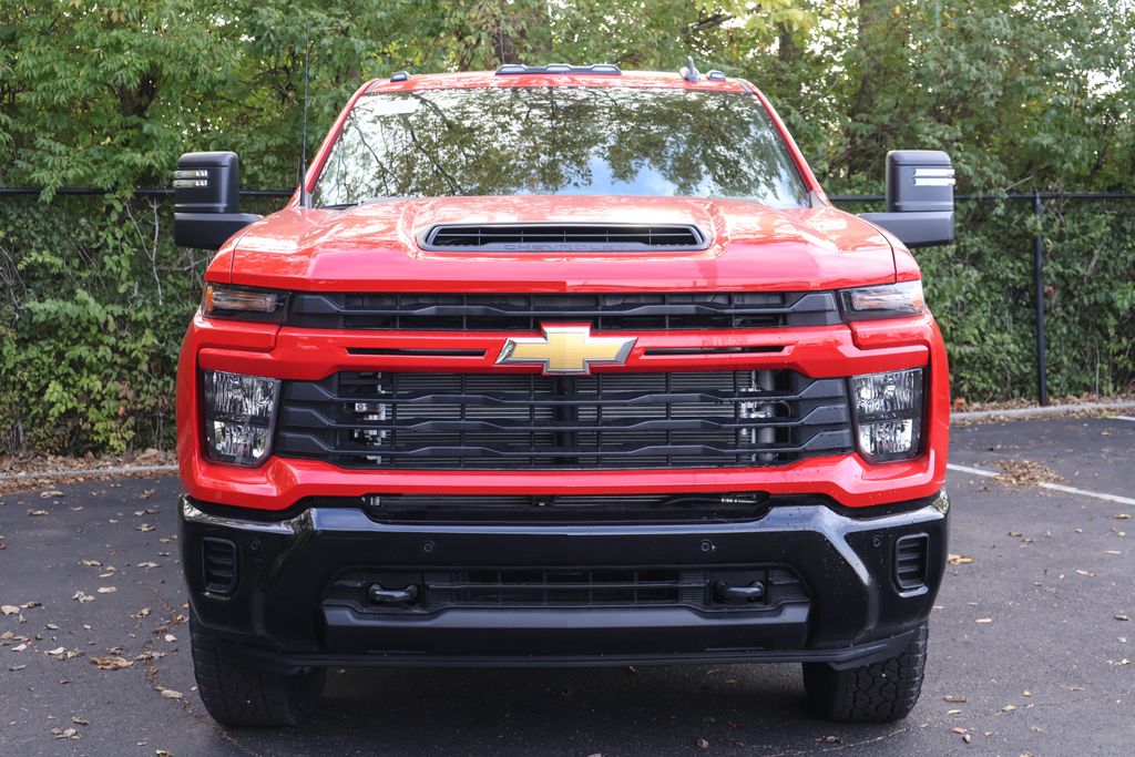 2025 Chevrolet Silverado 2500 Custom 2