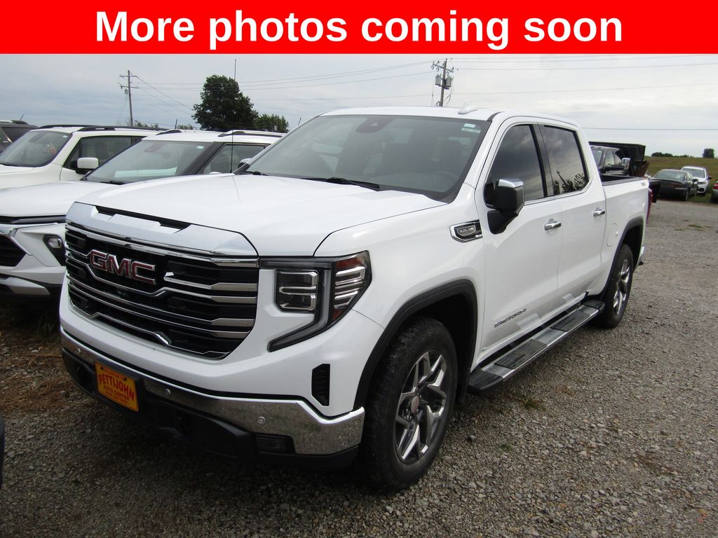 2024 GMC Sierra 1500 SLT Crew Cab 4WD