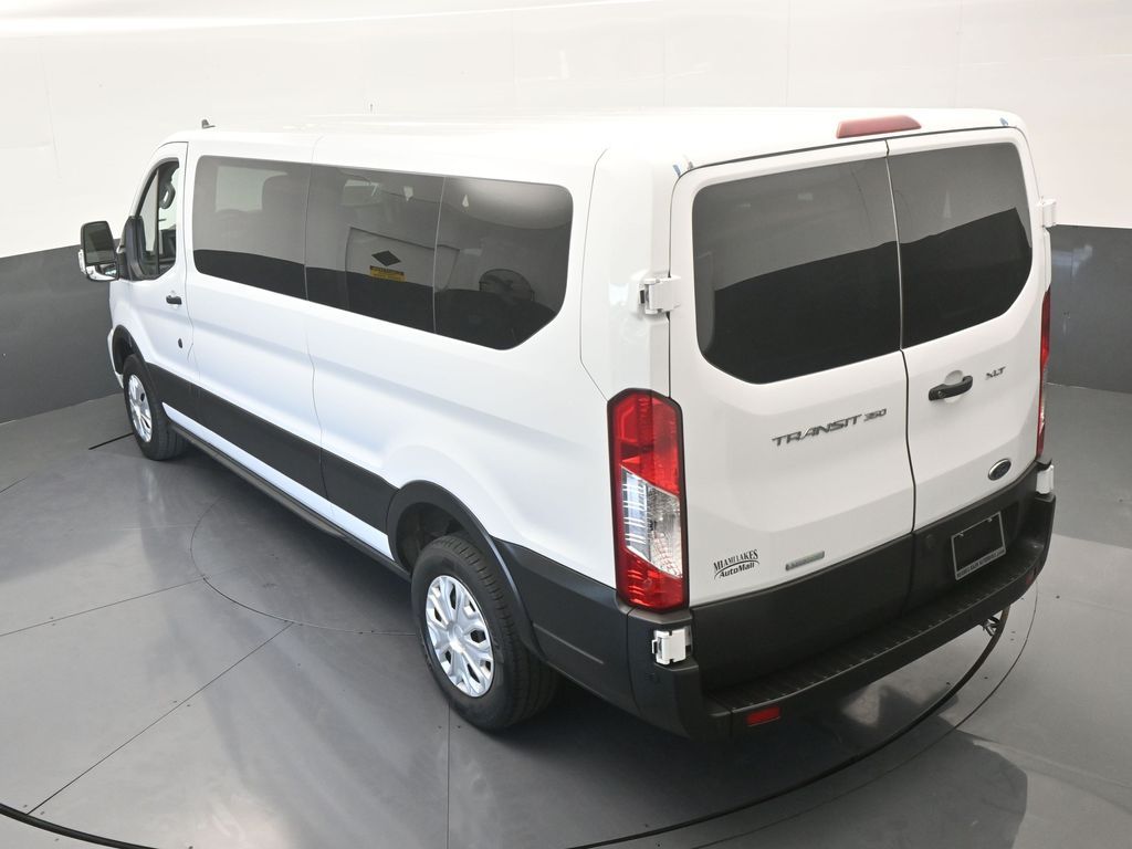 Used 2023 Oxford White Ford XLT image 44