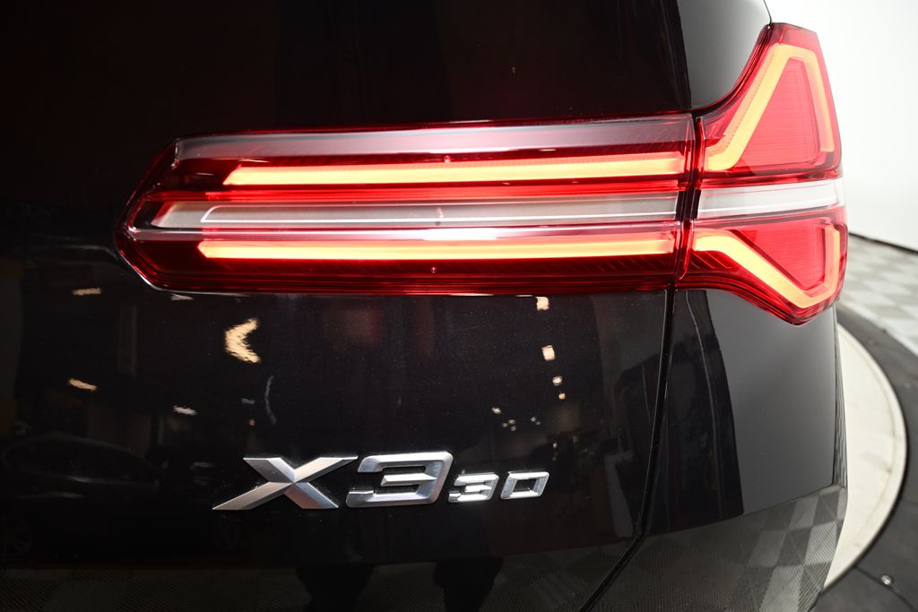 Thumbnail: 2025 BMW X3 - 9