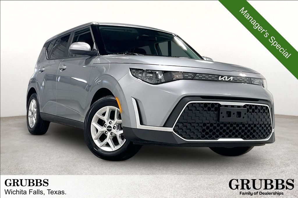 2025 Kia Soul LX FWD