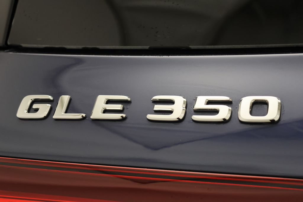 Thumbnail: 2026 Mercedes-Benz GLE - 9