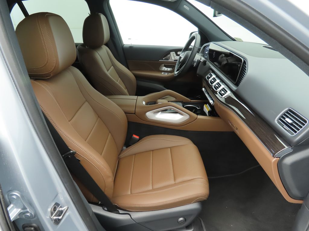 Thumbnail: 2025 Mercedes-Benz GLE - 20